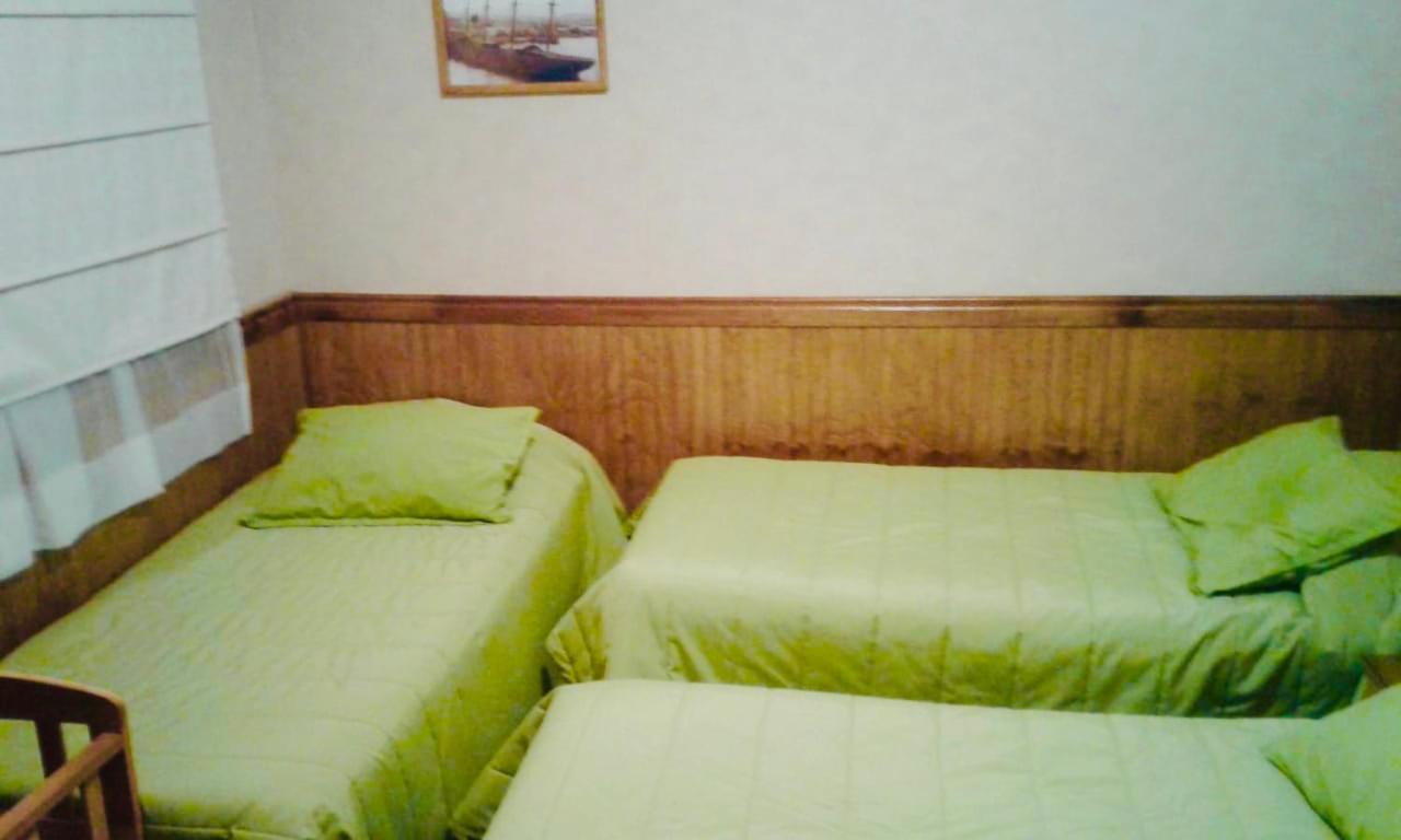 Hostal Chalet Las Violetas Punta Arenas Ngoại thất bức ảnh