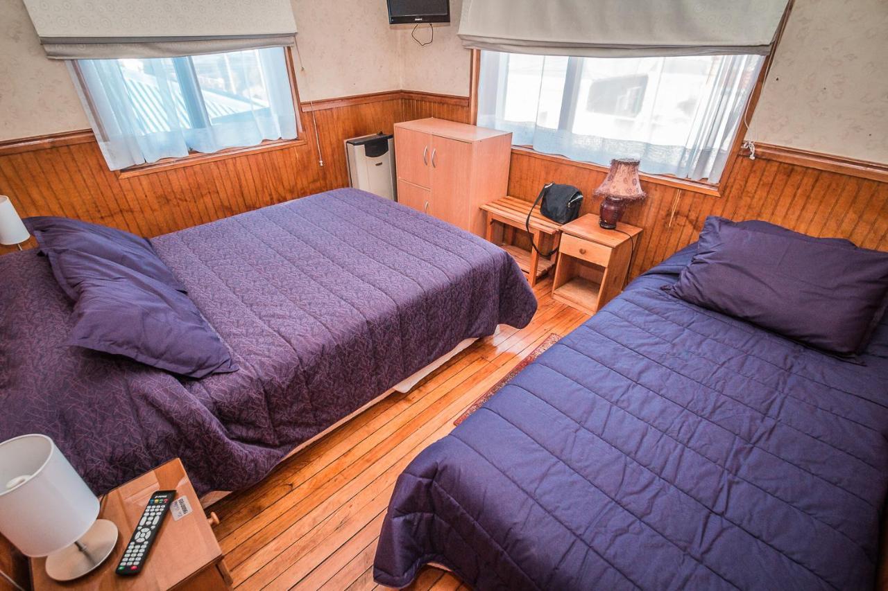 Hostal Chalet Las Violetas Punta Arenas Ngoại thất bức ảnh