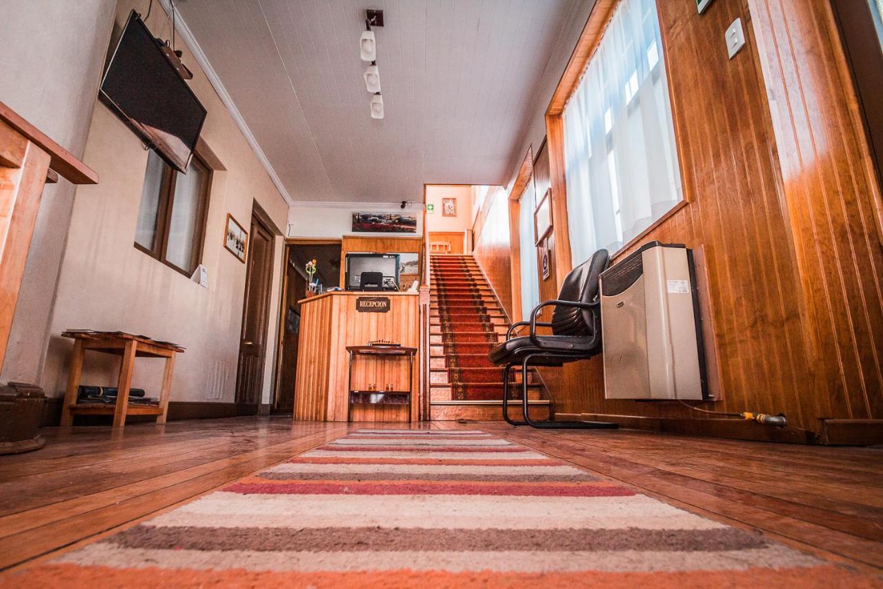 Hostal Chalet Las Violetas Punta Arenas Ngoại thất bức ảnh